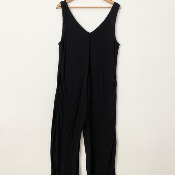Lunya restore Pima double V jumpsuit - Picture 4 of 7